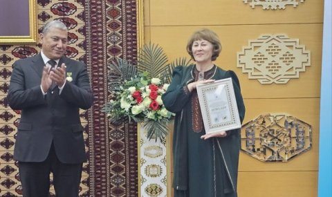 В Туркменистане отметили День работников нефтегазовой отрасли