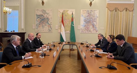 Ашхабад и Душанбе обсудили межпарламентское сотрудничество
