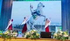 Туркменская молодежь украсила фестиваль в Минске народными традициями
