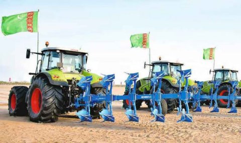 В Марыйском велаяте ведётся кампания по севу хлопчатника