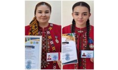 Студентки туркменского вуза победили в международных конкурсах в Астане