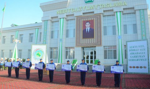 Туркменистан укрепляет научный потенциал нефтегазовой отрасли