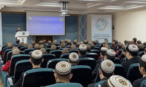 В Туркменском институте культуры обсудили действия при ЧС