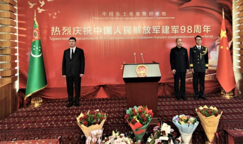 В столице Туркменистана состоялся прием по случаю 98-летия НОАК