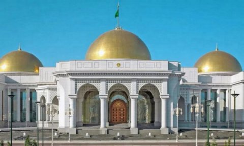Президент Туркменистана поздравил Николаса Мадуро с Днём независимости