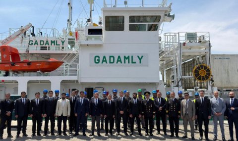 В Бакинском порту встретили судно «Gadamly» из Туркменистана