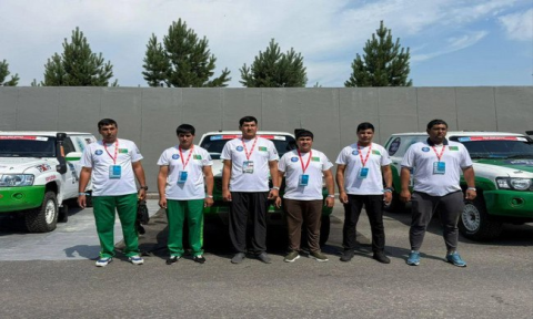 Туркменские экипажи лидируют в категории T2 на старте ралли «Шёлковый путь»