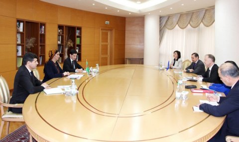 Замглавы МИД Туркменистана провела встречу с региональным директором МОТ
