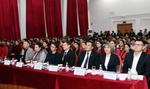 Посольство Туркменистана провело конференцию в университете имени Абая