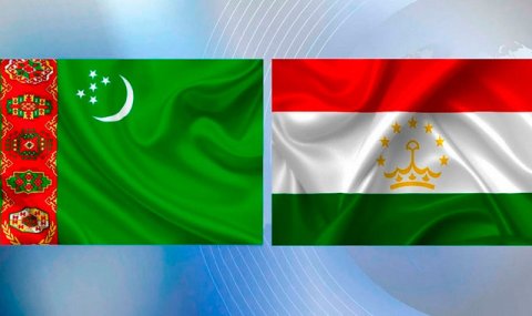 Президент Туркменистана провел встречу с Эмомали Рахмоном