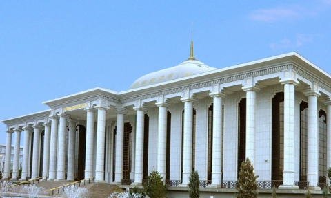 В Меджлисе обсудили приоритеты законотворчества в Год мира и доверия
