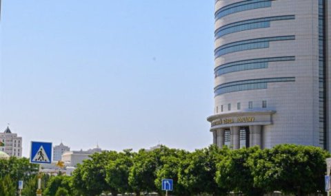 На бирже Туркменистана за неделю заключено 18 торговых сделок