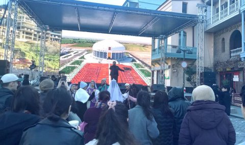 Международный день Новруз отметили в историческом районе Абанотубани