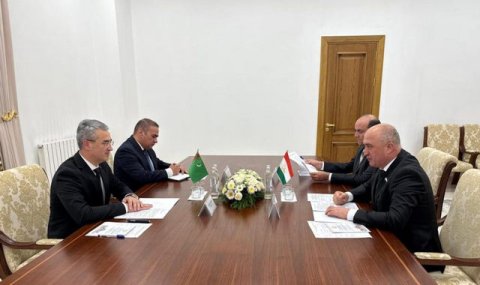 Туркменистан и Таджикистан обсудили развитие межпарламентских связей