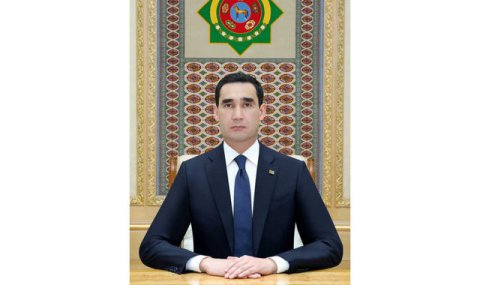 Президент Туркменистана поздравил народ страны с Днём нейтралитета
