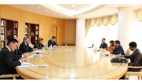 Глава МИД Туркменистана встретился с Дополнительным секретарем МИД Пакистана