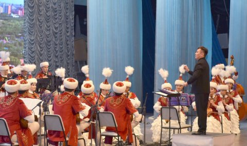 В Ашхабаде прошло торжество в честь 180-летия Абая Кунанбаева