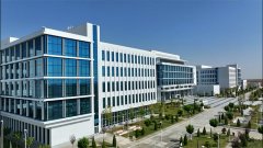 Гурбангулы Бердымухамедов оценил готовность международного онкоцентра