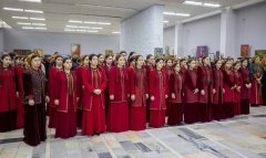 В Ашхабаде открылась выставка женщин-художников