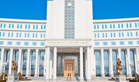 В Кабмине Туркменистана представили отчет о работе ГК «Türkmenhimiýa»
