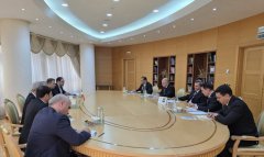 Рашид Мередов провел встречу с замминистра МИД Ирана