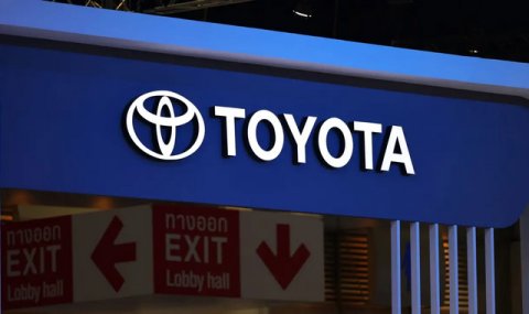 Тайфун в Японии вызвал остановку производственных линий на заводах Toyota, Honda и Nissan